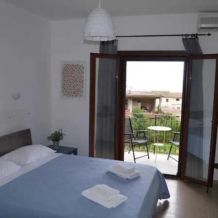 Apartahotel Virginia Benitses (Corfu)